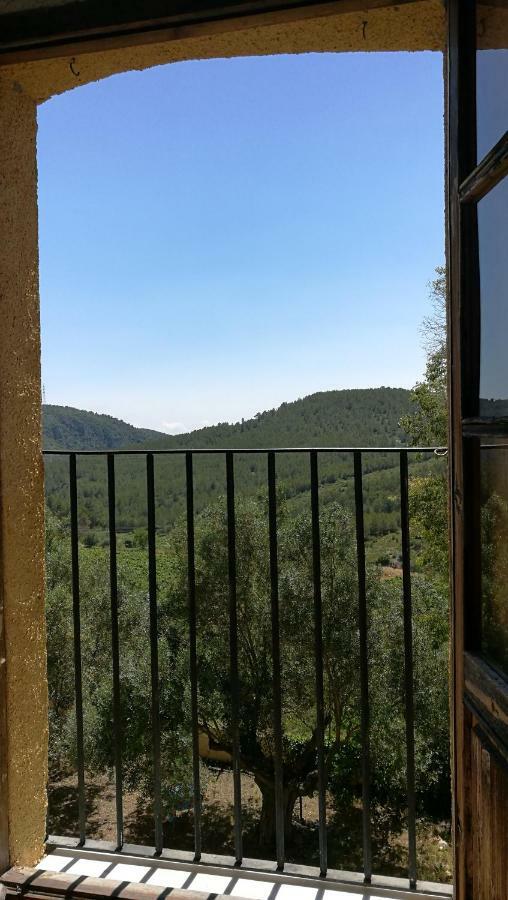 Gasthaus Maset Del Garraf Olesa de Bonesvalls Exterior foto