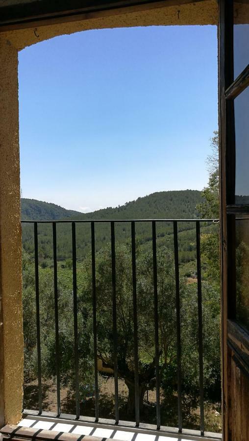 Gasthaus Maset Del Garraf Olesa de Bonesvalls Exterior foto