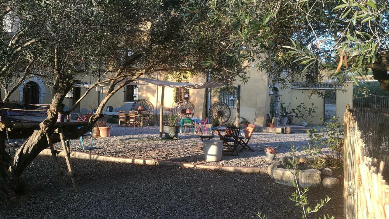 Gasthaus Maset Del Garraf Olesa de Bonesvalls Exterior foto